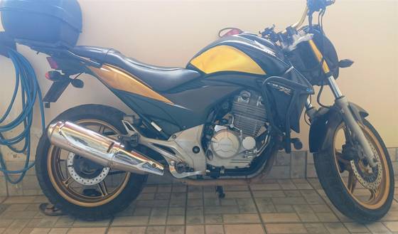 HONDA CB 300R HONDA CB 300R